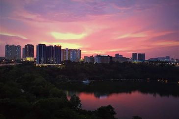 LaCosta, Sunway South Quay