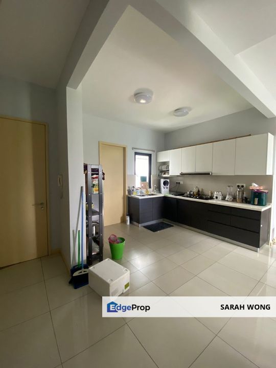 Lacosta Bandar Sunway South Quay -Medium Room (fully furnished) , Selangor, Bandar Sunway