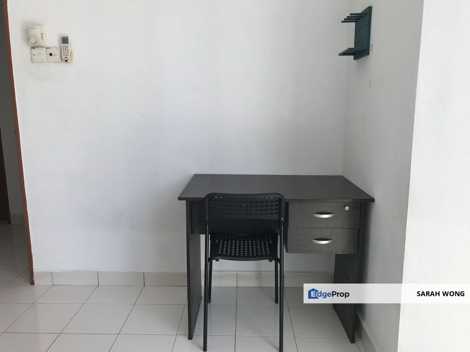 Master Bedroom @ Subang SS15 ( Fully Furnished with WIFI & Attached Private Bathroom ) , Selangor, Subang Jaya