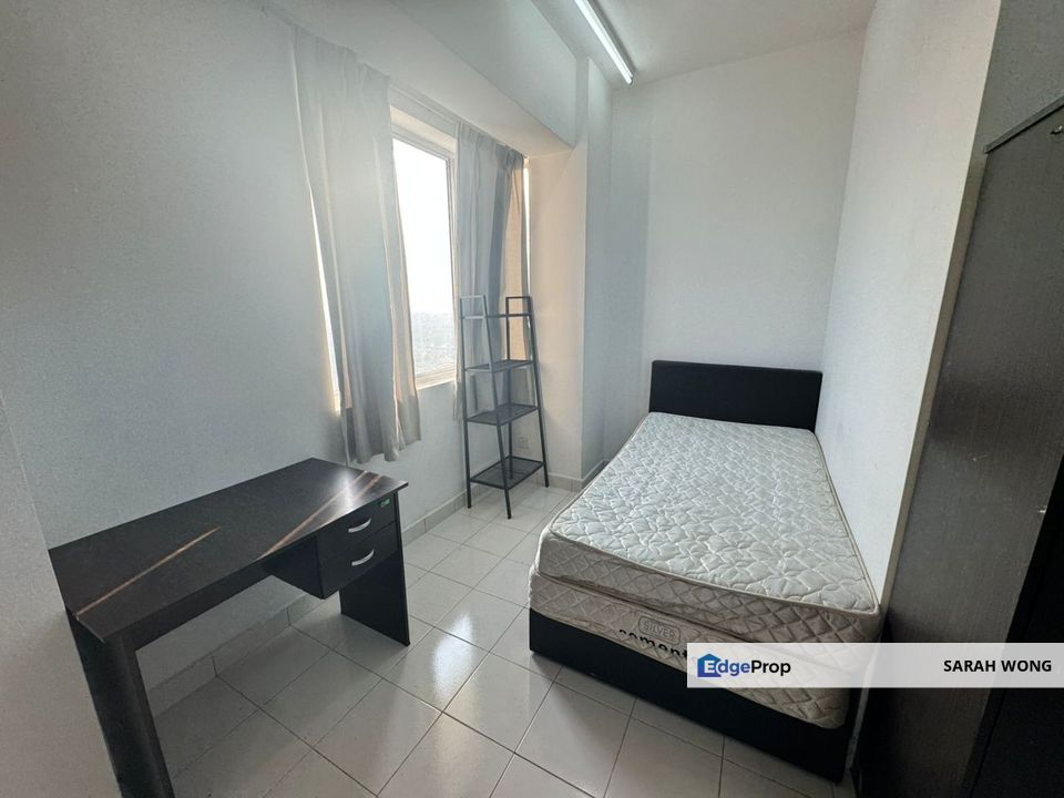 Master Bedroom @ Subang SS15 ( Fully Furnished with WIFI & Attached Private Bathroom ) , Selangor, Subang Jaya