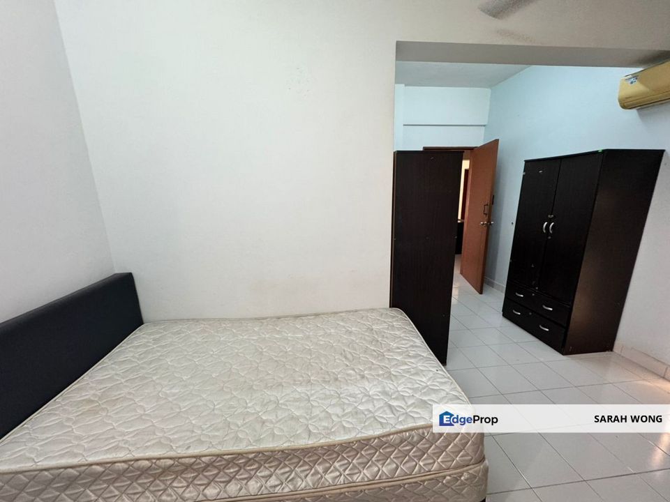 Master Bedroom @ Subang SS15 ( Fully Furnished with WIFI & Attached Private Bathroom ) , Selangor, Subang Jaya