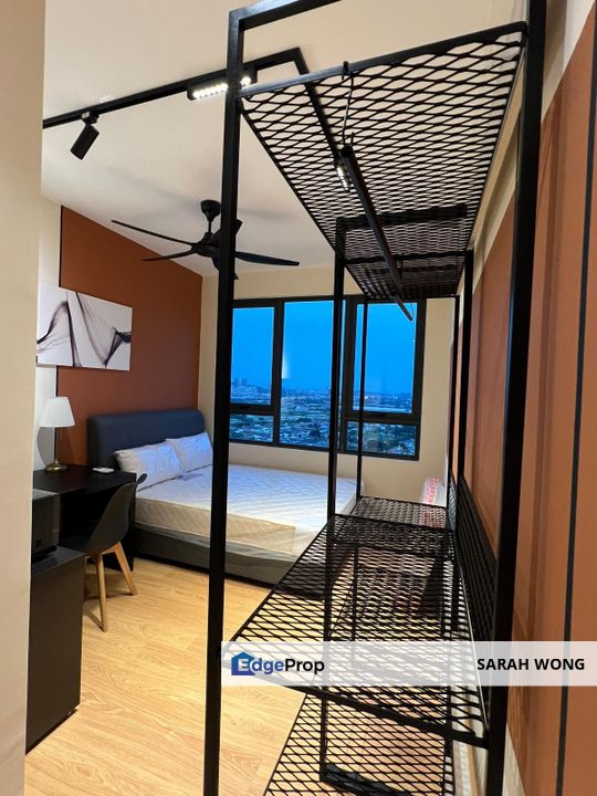 Edumetro - Studio Master Room for Rent ( Duo Key Types )  , Selangor, USJ