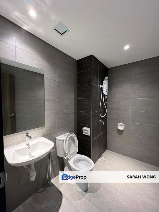 Edumetro - Studio Master Room for Rent ( Duo Key Types )  , Selangor, USJ