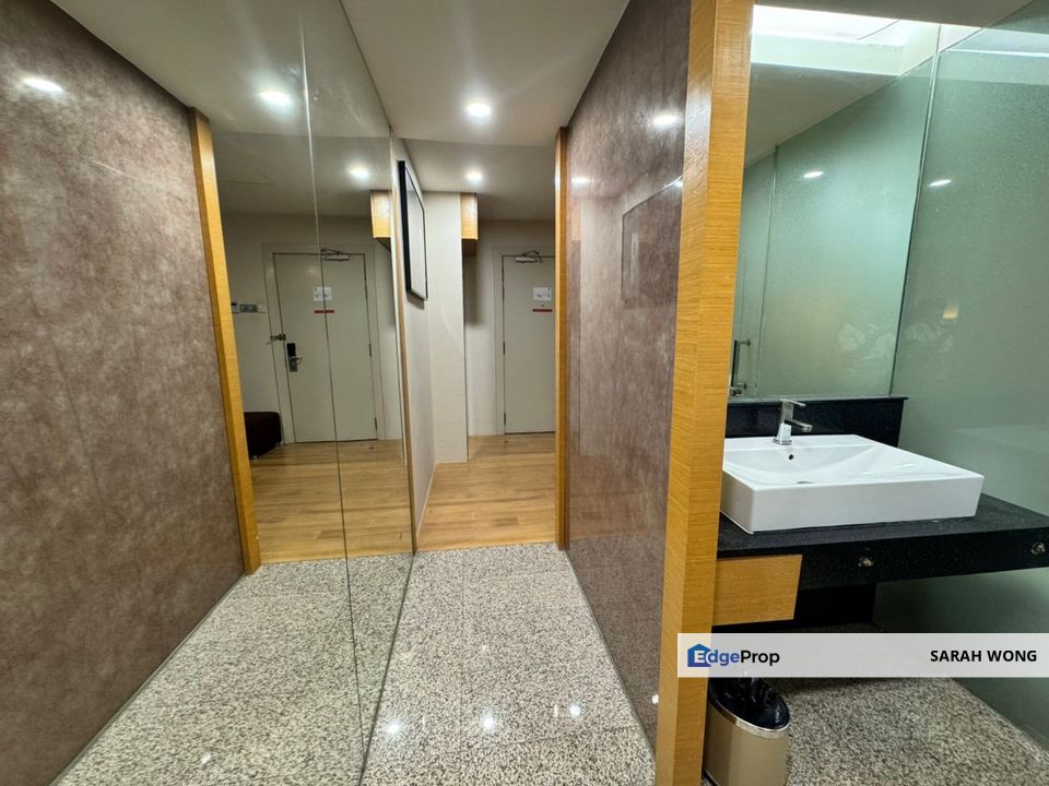 Empire Service/Hotel Suite for SALES Subang Jaya ( Good For Investment & Good ROI ) , Selangor, Subang Jaya