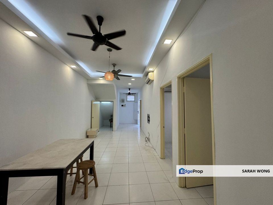 BSP 4 Landed Townhouse Ground Floor with Renovation ,Well Keep unit , Selangor, Kuala Langat
