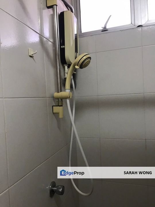 GOOD DEAL - STUDIO for Rent at Subang Jaya SS15 ( Walking Distance to LRT and INTI College) , Selangor, Subang Jaya