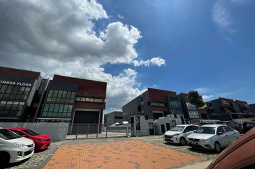 Elmina Business Park