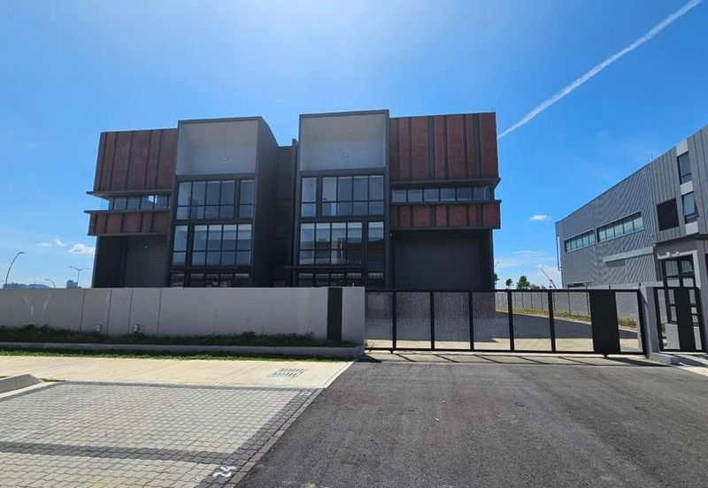 Elmina Business Park