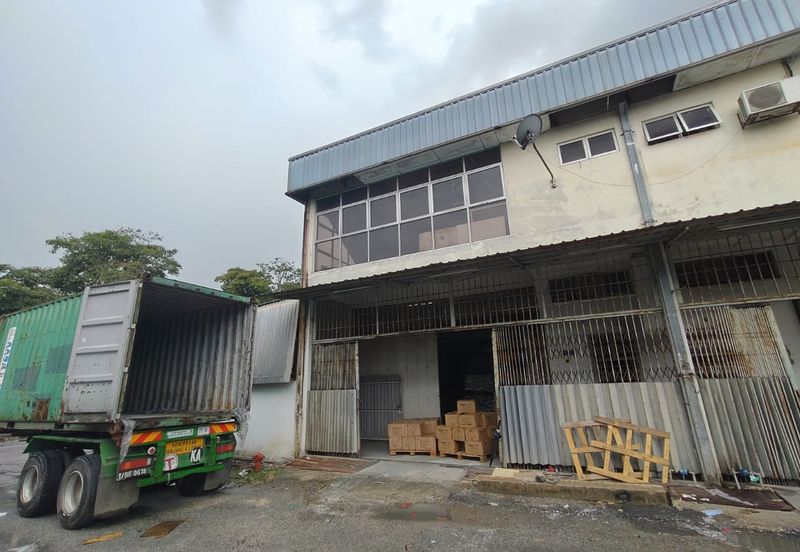 Taman Industrial Sungai Buloh (TSB Commercial Centre)