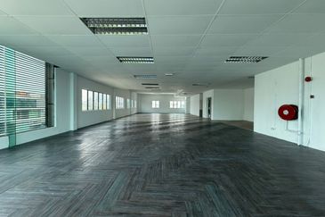 Taman Industrial Sungai Buloh (TSB Commercial Centre)