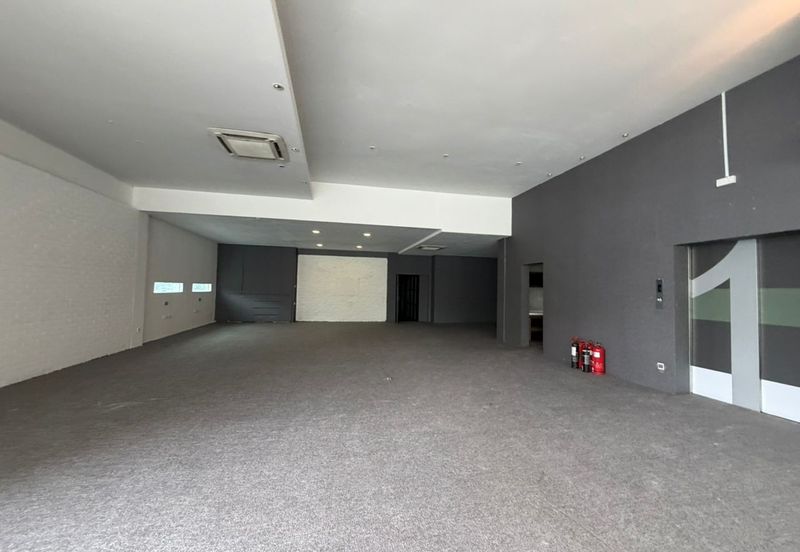 Taman Industrial Sungai Buloh (TSB Commercial Centre)