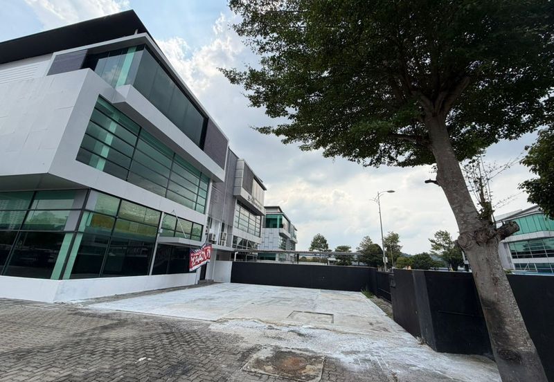 Taman Industrial Sungai Buloh (TSB Commercial Centre)