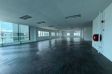 Taman Industrial Sungai Buloh (TSB Commercial Centre)