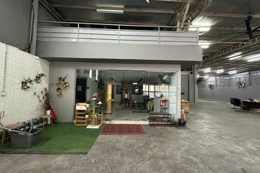 Taman Industrial Sungai Buloh (TSB Commercial Centre)