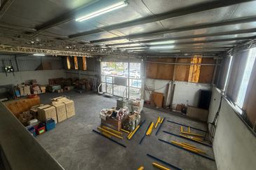 Taman Industrial Sungai Buloh (TSB Commercial Centre)