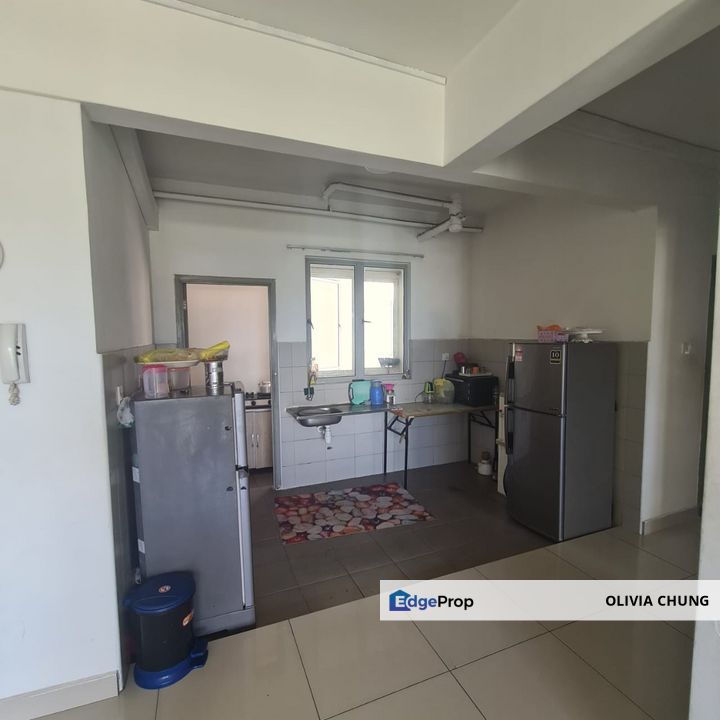 {Urgent & Quick Sell} One South Serviced Apartment for SALE !!!, Selangor, Seri Kembangan