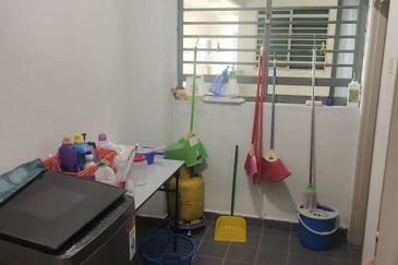 Zefer Hill Residence