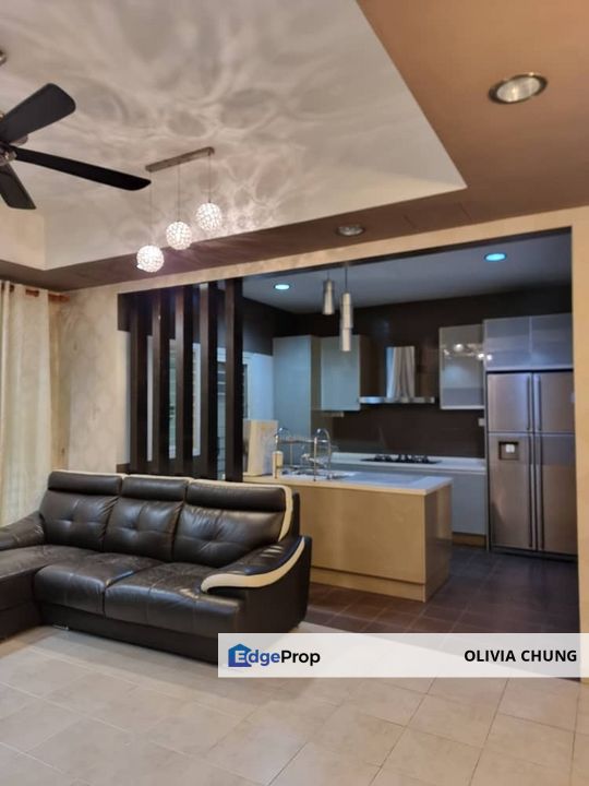 {Upper unit} Modern Design Townhouse Laman Impian , Selangor, Sunway Damansara