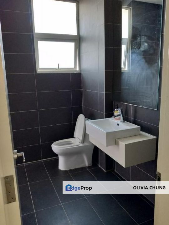 {Partly furnished} Sunway Nexis Soho for RENT, Selangor, Kota Damansara