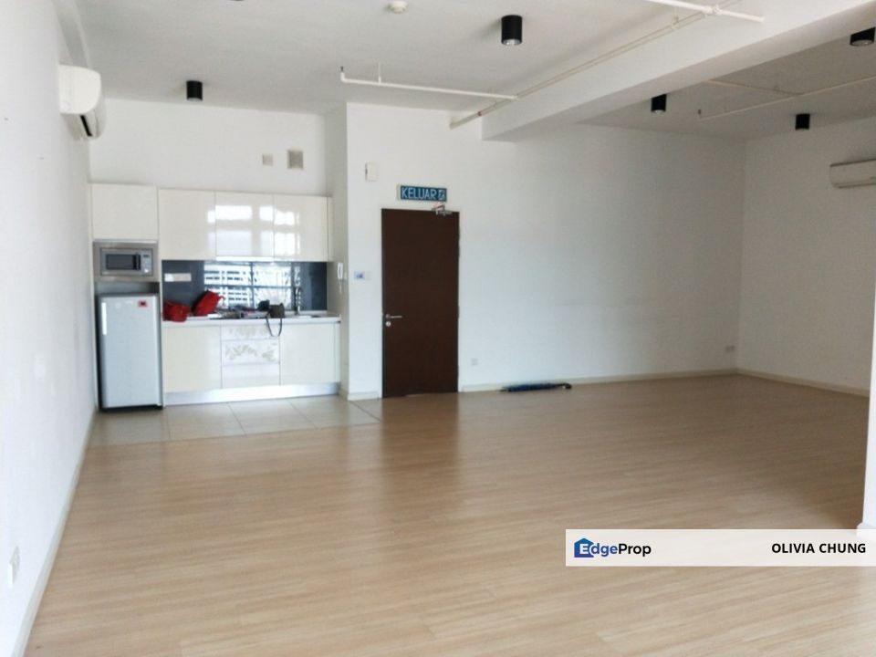 {Partly furnished} Sunway Nexis Soho for RENT, Selangor, Kota Damansara