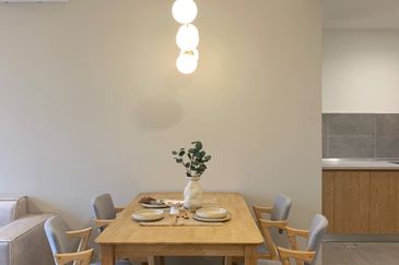 Aurora Residence @ Lake Side City