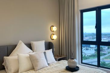 Aurora Residence @ Lake Side City