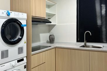 Meta Residence @ Meta City