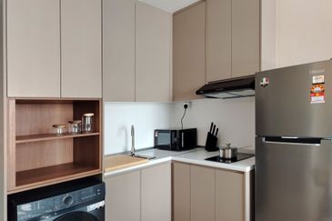 Meta Residence @ Meta City