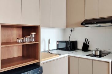 Meta Residence @ Meta City