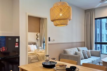 Meta Residence @ Meta City