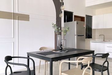 J Dupion at Cheras for Rent