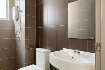 Platinum Splendor Residence