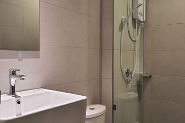 The Tresor @ Gravit 8 *