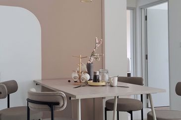 The Tresor @ Gravit 8 *