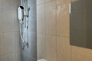 Tuan 2egacy (Tuan Residency 2)