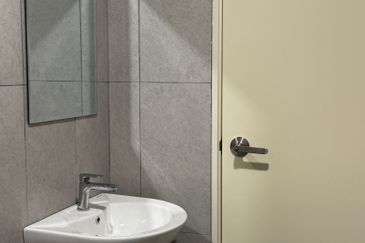 Tuan 2egacy (Tuan Residency 2)