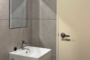 Tuan 2egacy (Tuan Residency 2)