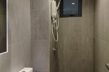 Savvy @ Riana Dutamas