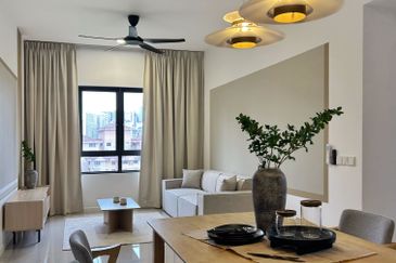 Savvy @ Riana Dutamas