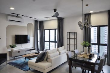 Aurora Residence @ Lake Side City