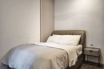 Aurora Residence @ Lake Side City