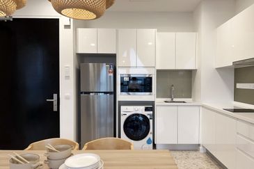 Pavilion Ceylon Hill