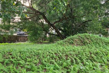 OVERSEAS UNION GARDEN, OLD KLANG ROAD, CORNER BUNGALOW LAND FOR SALE