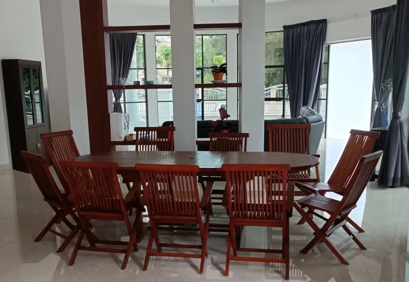 Jalan Bukit Antarabangsa 