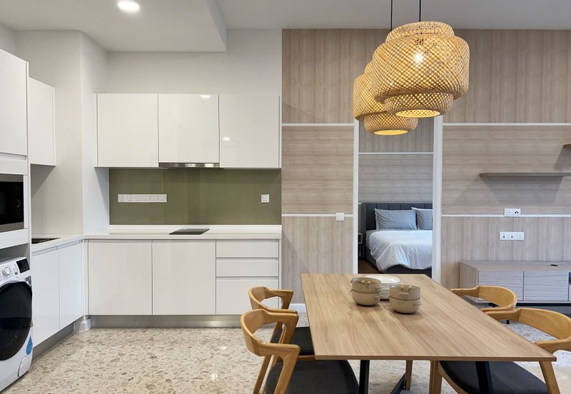 Pavilion Ceylon Hill