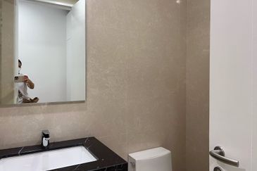 Pavilion Ceylon Hill