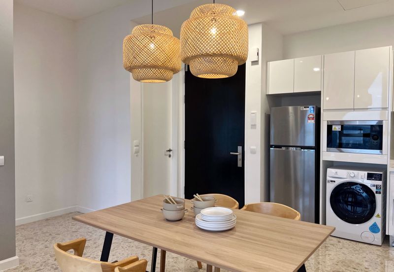 Pavilion Ceylon Hill