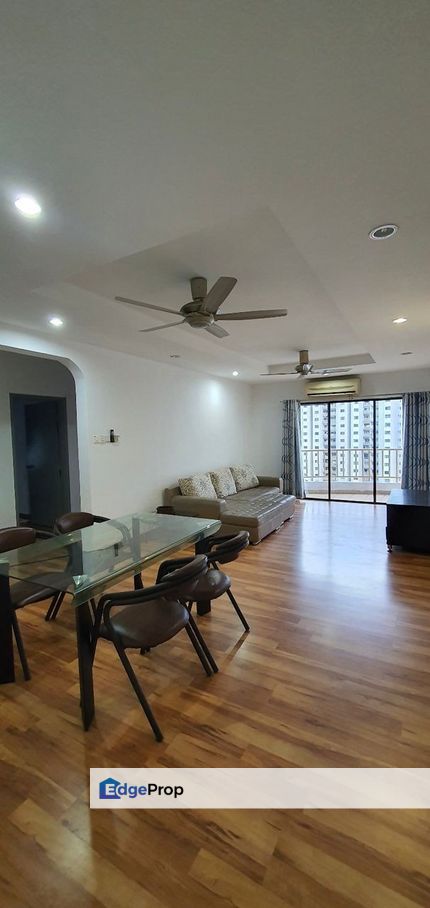 Fully furnished Sri putramas 1 for rent high floor facing pool, Kuala Lumpur, Dutamas