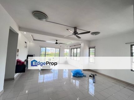 Partially furnished Park avenue for sell Facing greenery, Selangor, Damansara Damai