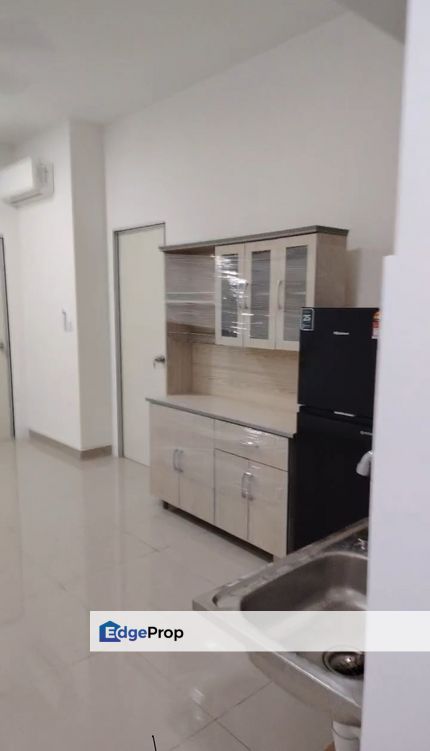Partially furnished 168 park ready to move in, Selangor, Gombak